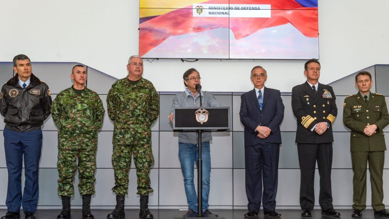 Presidente de Colombia advirtió que militares