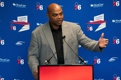 charles barkley slams politicians