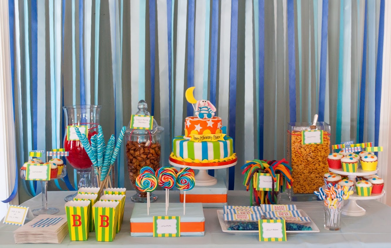 Goodnight Moon Dessert Table