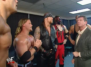 WWE / WWF Survivor Series 2001 - Vince McMahon gives Team WWF a pep talk