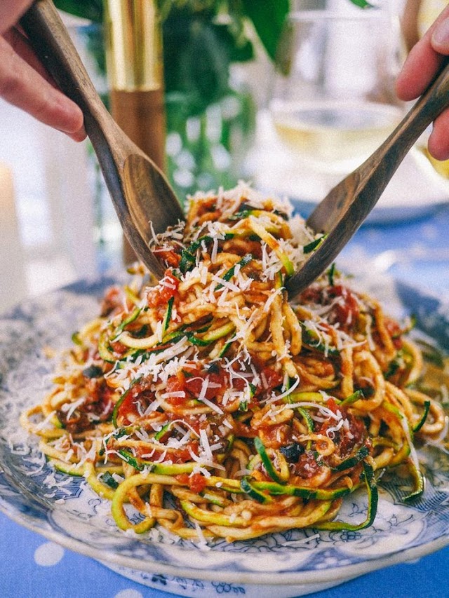 Zucchini Pasta Putanesca - No Carb Pasta 