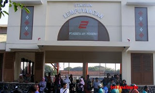 7 Stasiun Kereta Api Tertua Di Indonesia 7 Stasiun Kereta Api Tertua Di Indonesia.artikel-fenomenal.blogspot.com