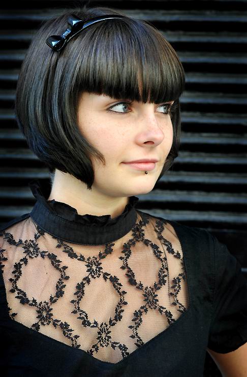 retro hairstyles for short hair. Not only the simple short hair