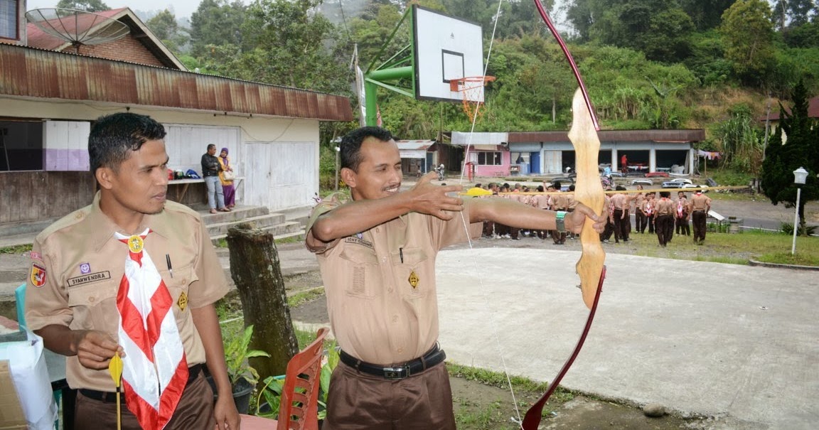 Archery Bukittinggi Latihan Panah di Pesantren Pramuka  Al 