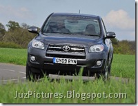 2009-toyota-rav4-front