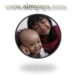  Gambar: contoh aimyaya dot com dengan bayangan (shadow) 