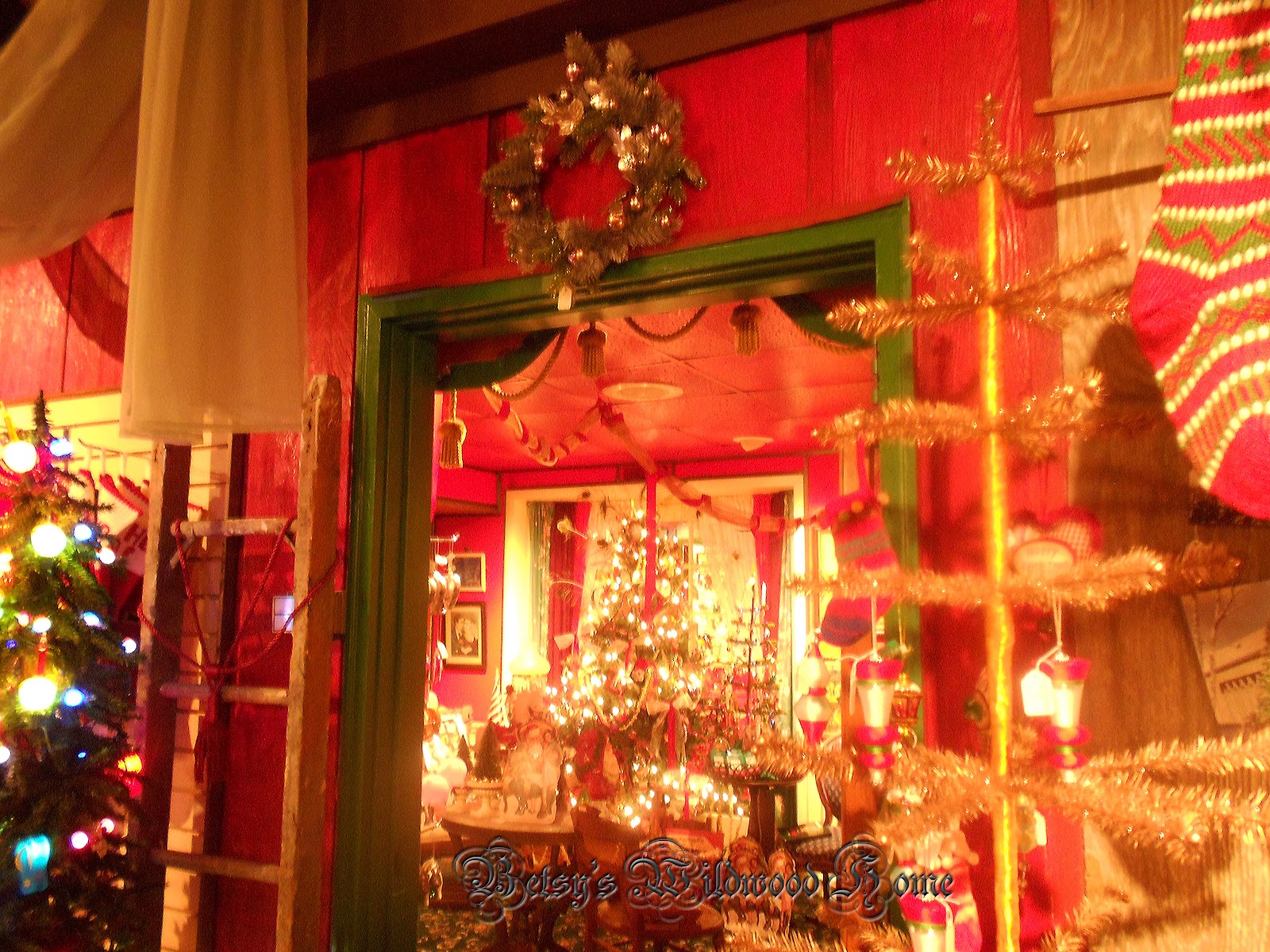 Wildwood Christmas: Christmas shop pictures
