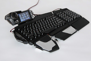 Mad Catz S.T.R.I.K.E.7 Gaming Keyboard