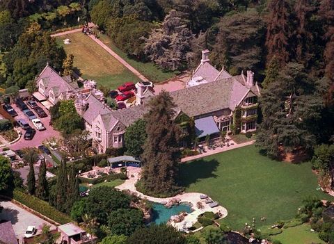 Hugh Hefner's neighbor, Daren Metropoulos﻿, bought the mansion