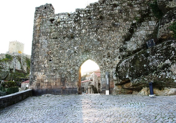sortelha -  porta da vila 4