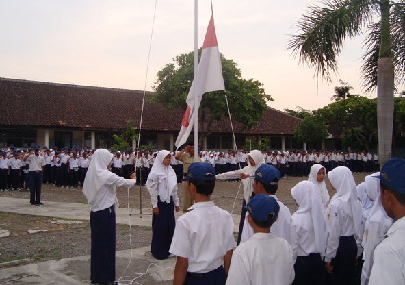 Contoh Pidato Upacara Bendera Hari Senin  KARYAKU