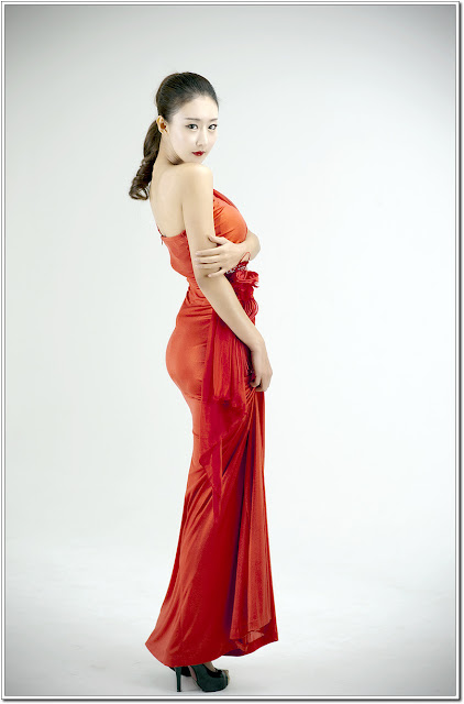 Park Hyun Sun Gorgeous in Red 