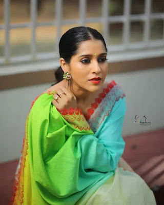 Actress Rashmi Gautam Latest Stills Gallery