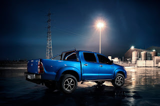 2014 Toyota Hilux Review and Price