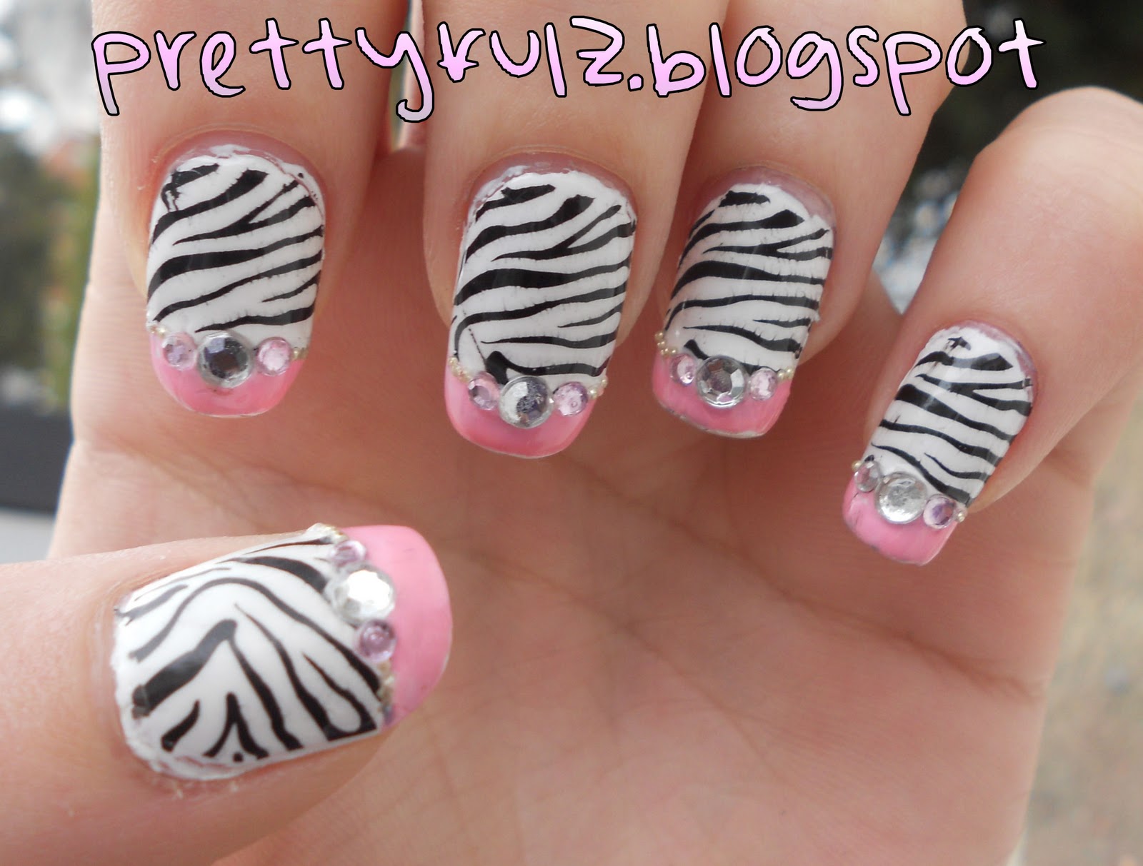 Prettyfulz: KONAD NAIL ART Pink Zebra Nail Design