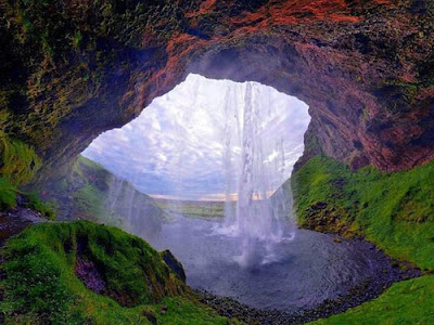 Beautiful Waterfalls Iceland Seljalandsfoss 