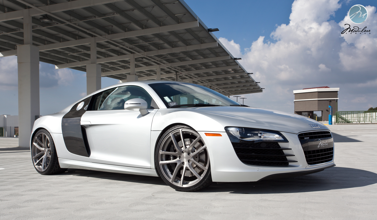pics of audi r8 v10