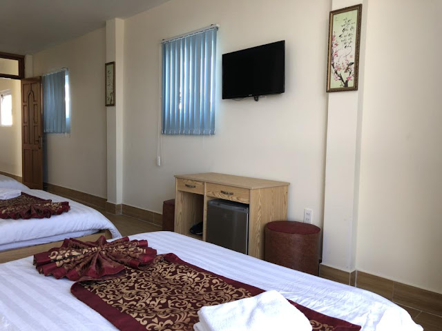 Phòng Deluxe Với 2 Giường Cỡ Queen - Nhà Nghỉ ở Đà Lạt Giá Rẻ VAN MINH HOTEL-2a