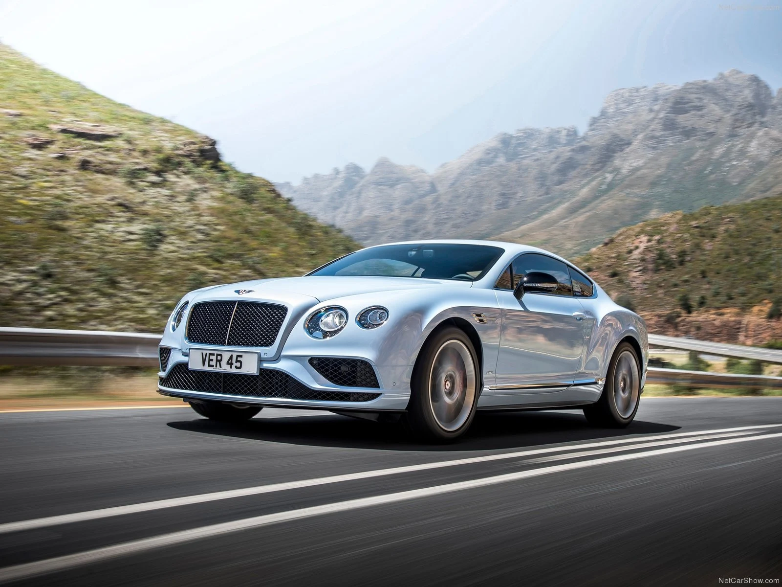 Hình ảnh xe ô tô Bentley Continental GT V8 S 2016 & nội ngoại thất