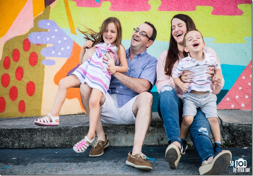 wynwood-walls-family-photo-shoot-lifestyle-photography-2206 wynwood-walls-family-photo-shoot-lifestyle-photography-2206