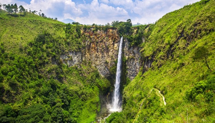 Daftar Air Terjun Tertinggi di Sumatera