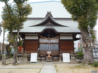 鼻川神社拝殿