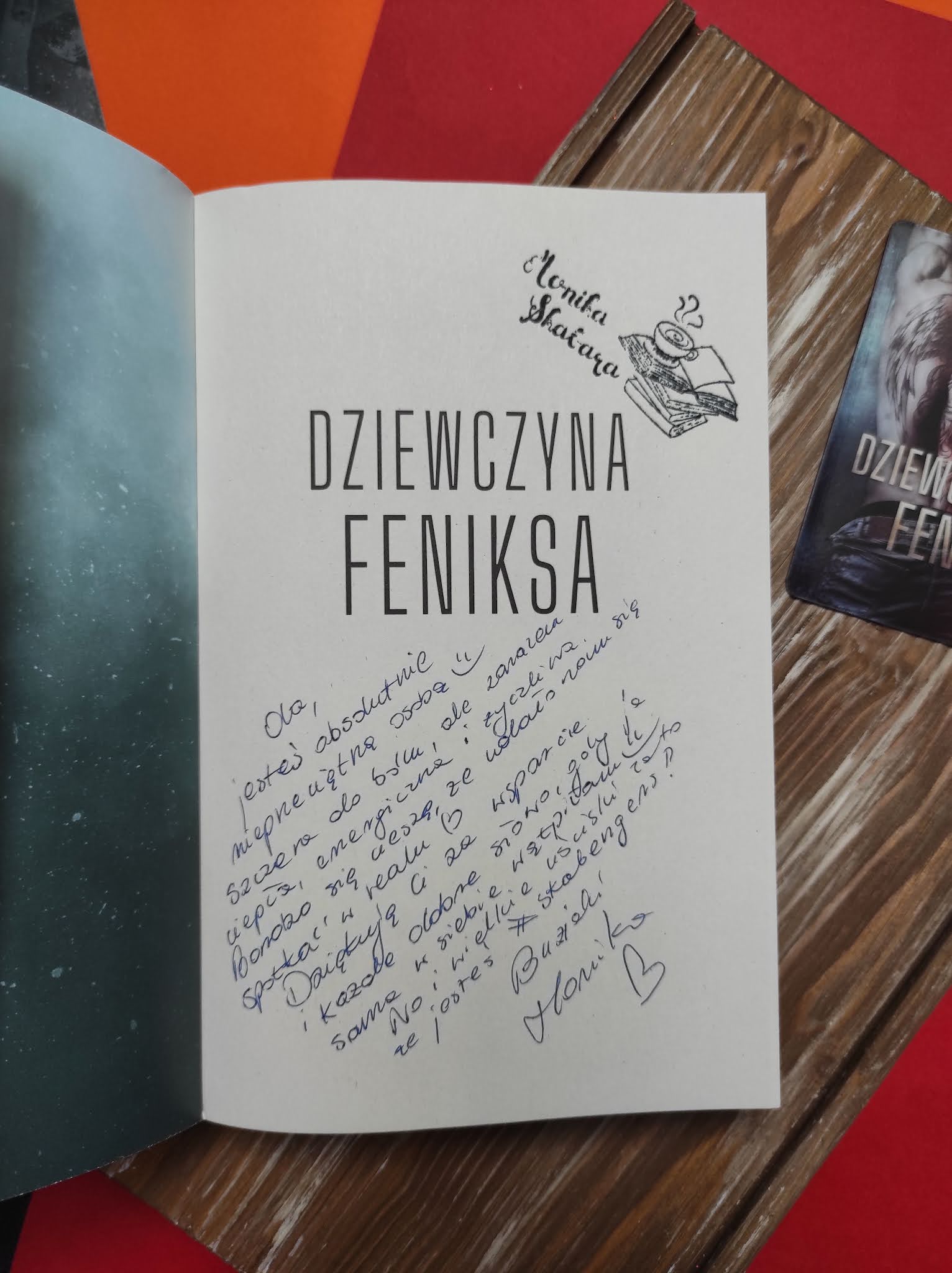 "Dziewczyna feniksa" Monika Skabara  - recenzja - Patronat Medialny