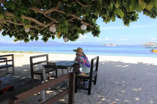 Pulau Kanawa Taman Nasional Komodo