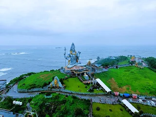 Lord Shiva Statue near Murudeshwara Temple