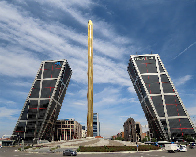 Puerta de Europa (Gate of Europe) by Philip Johnson & John Burgee, Caja Madrid Obelisk by Santiago Calatrava, Plaza de Castilla, Madrid