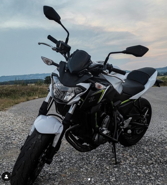 Tampilan depan Kawasaki Z650 ABS