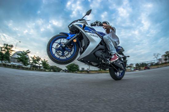 Yamaha YZF-R3 2015 - sportbike thú vị mới vào Việt Nam