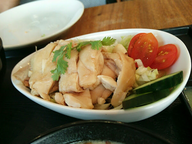 Paulin's Munchies - Pappasan at Dorsett Hotel Outram - Signature Chicken rice set