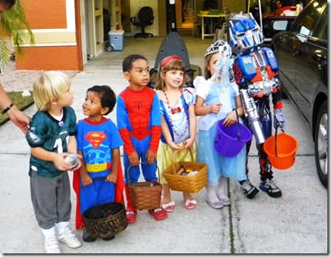 trick or treating and vacuum 017