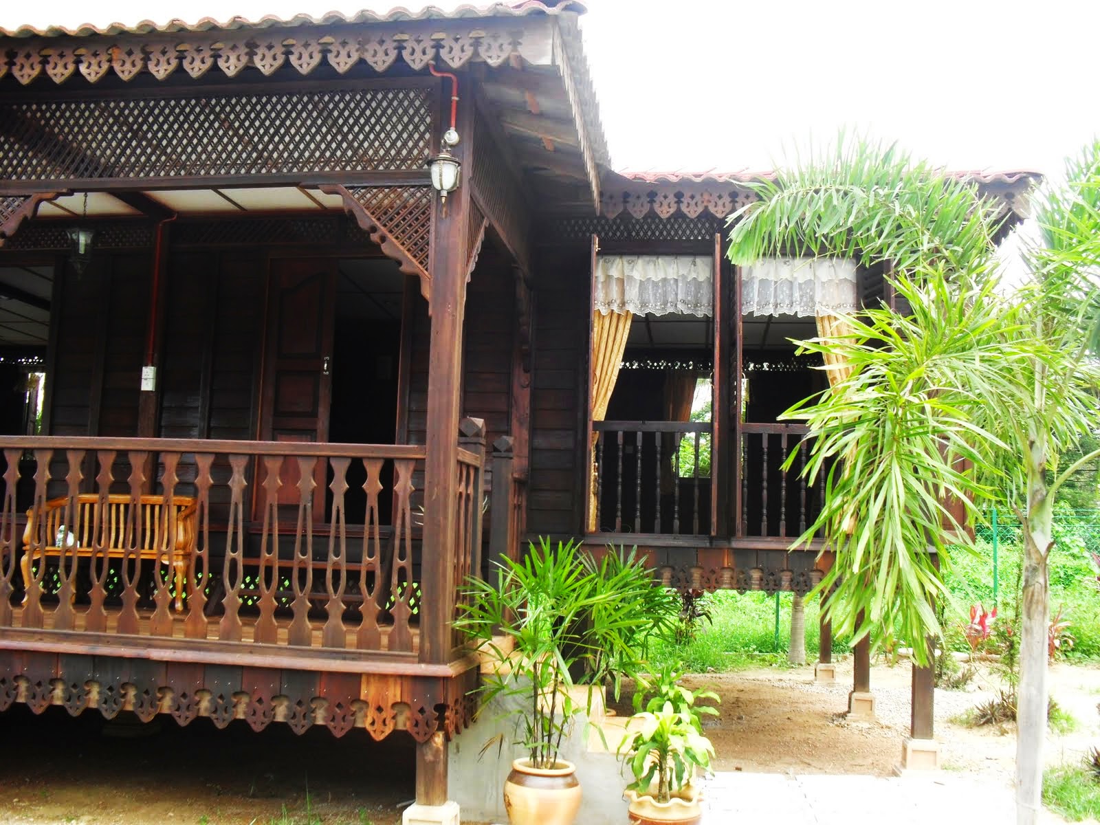  SENI BINA RUMAH  MELAYU  TRADISIONAL 