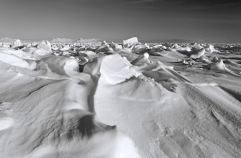 Teravmägede idarannik Storfjorden, East Coast of Spitsbergen in Storfjorden