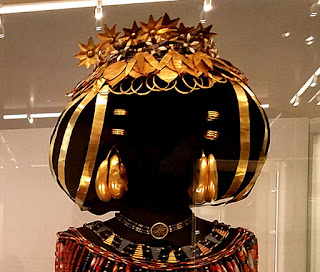 Queen puabi headdress