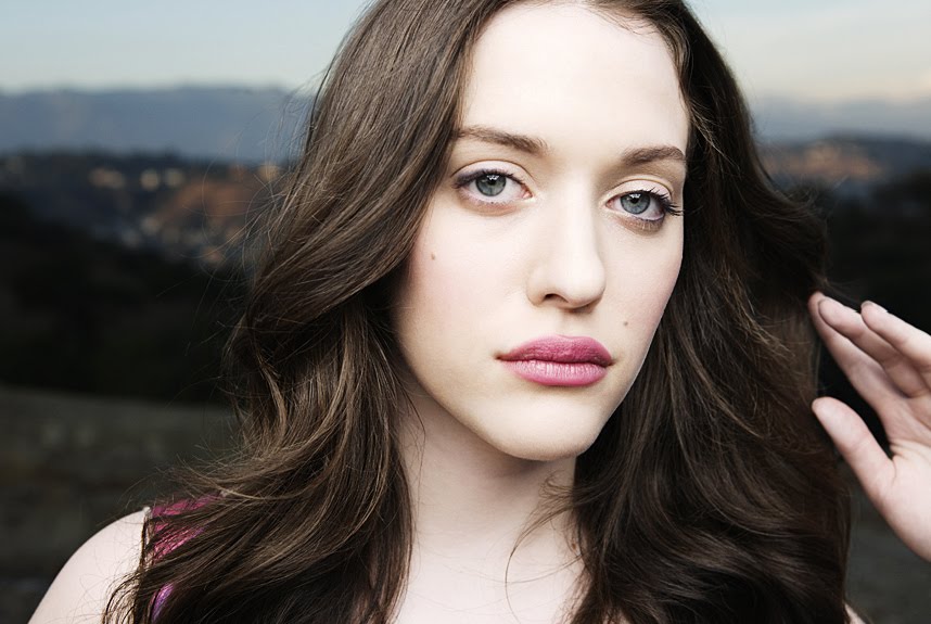 Kat Dennings is beautiful I like that she's not the typical 