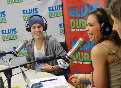 Justin Bieber and Austin Mahone Visit The Elvis Duran Show