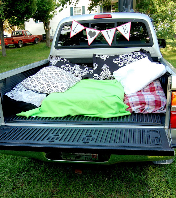 Old fashioned Drive In movie @ at home date night 