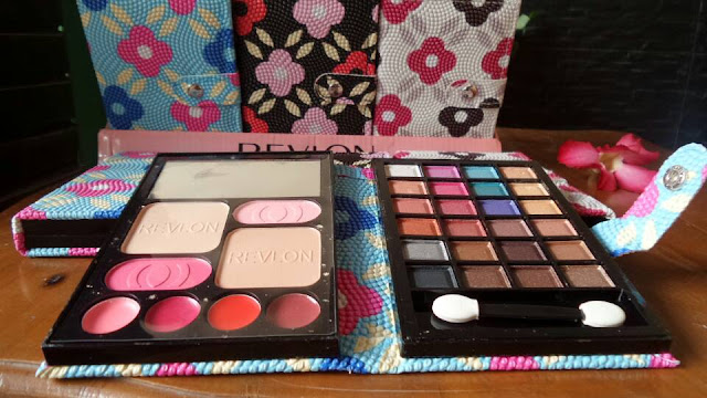 REVLON MAKE UP KIT Revlon DOMPET