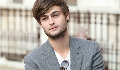 Trend Fashion Style Casual Smart Ala Selebritis Douglas Booth