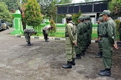Satlinmas Plana Diberi Bekal TNI-Polri Somagede
