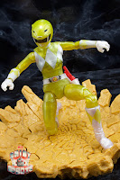 Lightning Collection Mighty Morphin 'Metallic' Yellow Ranger 19