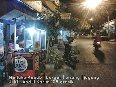 lokasi meitako food saat malam hari