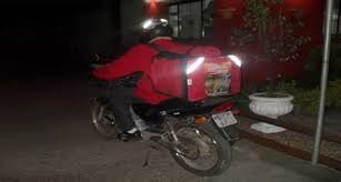 Para matar a 'larica', bandidos roubam pizza e moto de entregador durante delivery