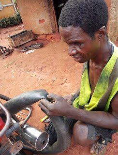 Emeka, Blind mechanic