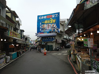 A Must-Visit for a Short Trip to Hsinchu: Exploring Neiwan Old Street