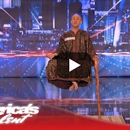 Special Head Levitates and Shocks the Crowd