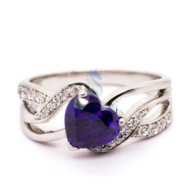 Purple Heart Diamond Ring